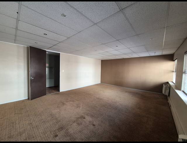 931M² OFFICE TO LET IN SANDTON CENTRAL
